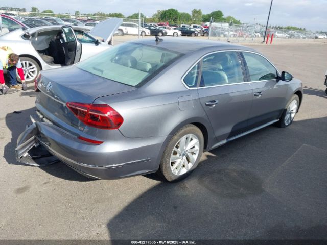 2018 VOLKSWAGEN PASSAT 1VWBA7A36JC040815 Photo 3