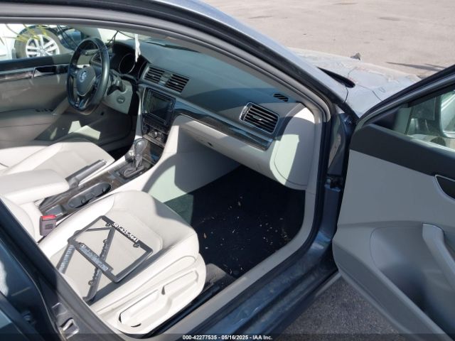 2018 VOLKSWAGEN PASSAT 1VWBA7A36JC040815 Photo 4