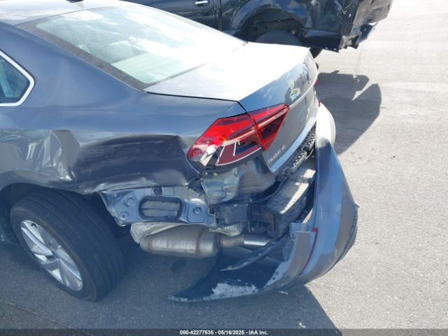 2018 VOLKSWAGEN PASSAT 1VWBA7A36JC040815 Photo 5