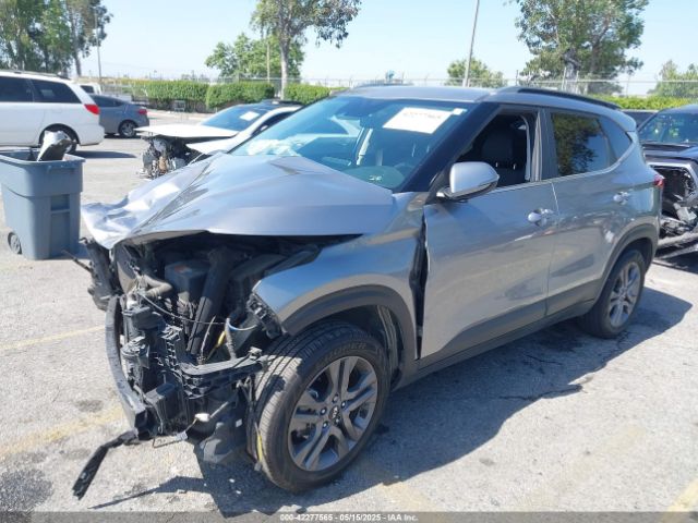 2021 KIA SELTOS KNDEU2AA8M7225051 Photo 1