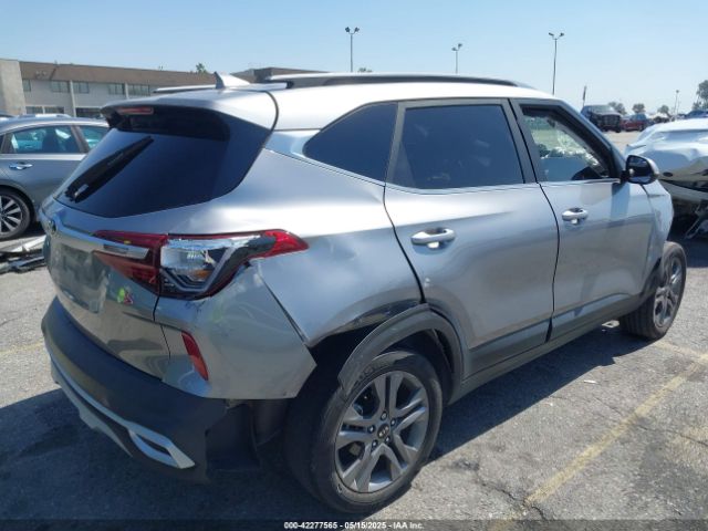 2021 KIA SELTOS KNDEU2AA8M7225051 Photo 3