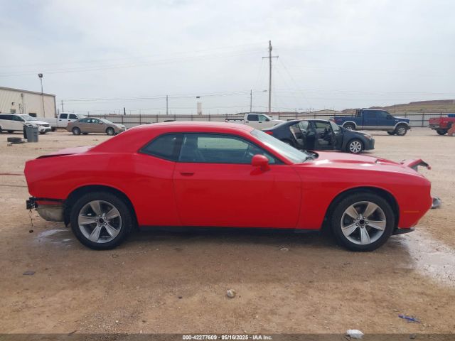 2C3CDZAG4GH148745 Dodge Challenger Sxt