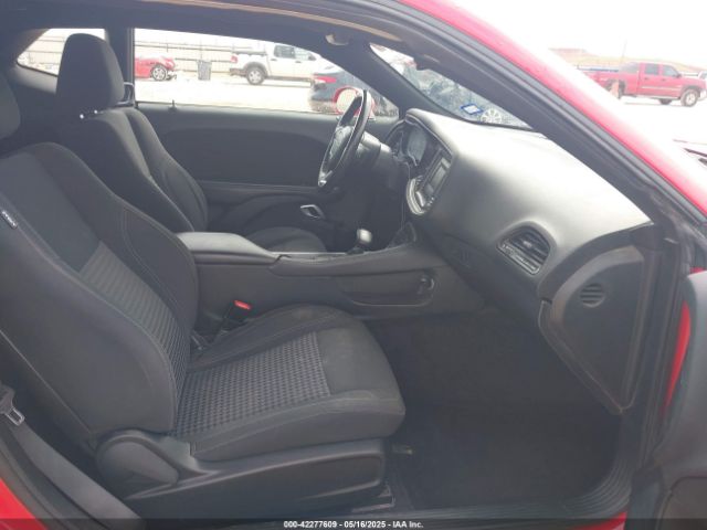 2C3CDZAG4GH148745 Dodge Challenger Sxt