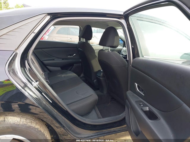 KMHLL4AG8NU307970 Hyundai ELANTRA SE