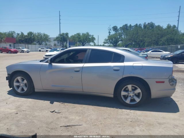 2C3CDXBG5EH315209 Dodge Charger Se