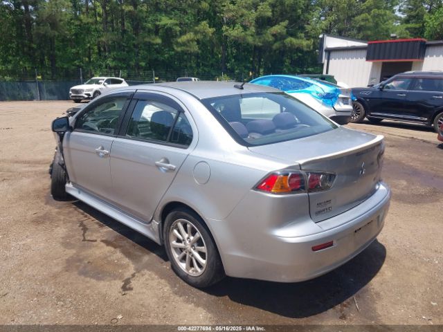 2011 MITSUBISHI LANCER JA32U2FU1BU035367 Photo 2