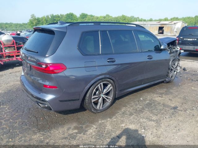 2022 BMW X7 5UXCX6C09N9J33266 Photo 3