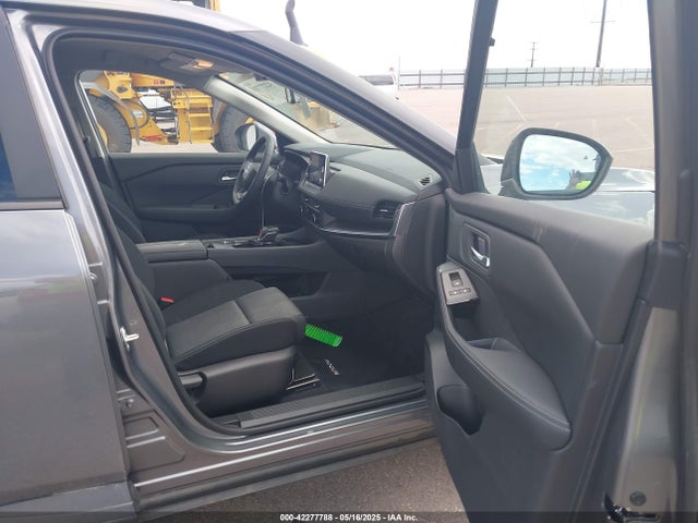 JN8BT3BA4SW343924 Nissan Rogue Sv Fwd