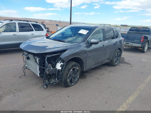 JN8BT3BA4SW343924 Nissan Rogue Sv Fwd