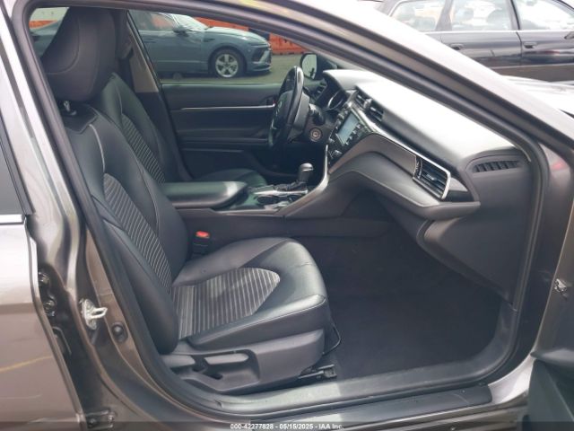 2019 TOYOTA CAMRY 4T1B11HK8KU793900 Photo 4