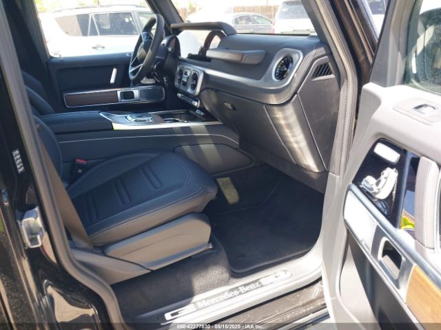 2025 MERCEDES-BENZ G 550 W1NWH1ABXSX040811 Photo 4