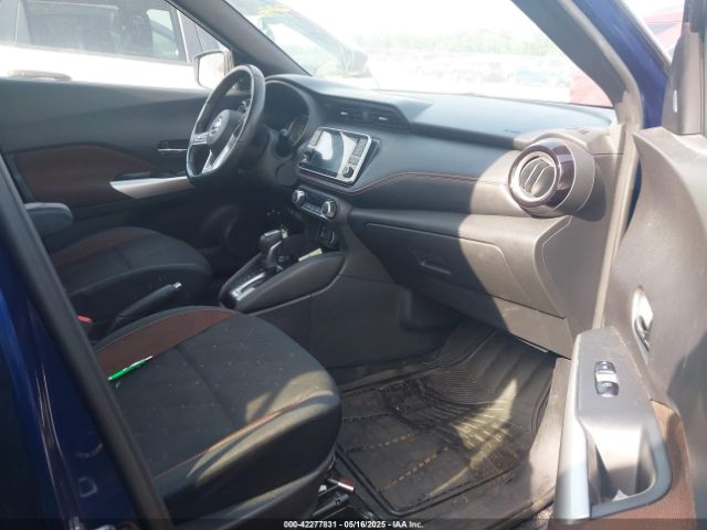 3N1CP5CUXKL528075 Nissan KICKS SR