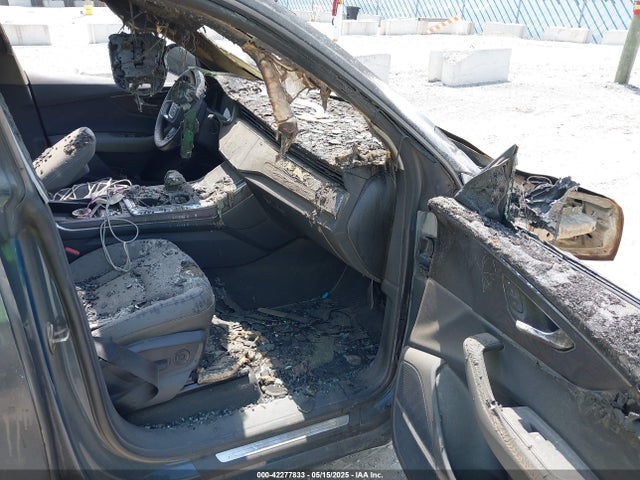 2019 AUDI Q8 WA1BVAF1XKD011772 Photo 4