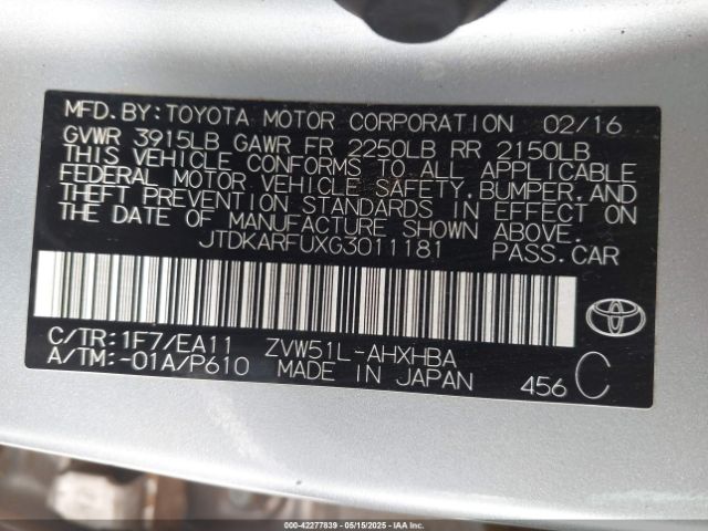 JTDKARFUXG3011181 Toyota Prius Three Touring