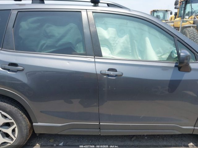 JF2SKAJC6MH458989 Subaru Forester Premium