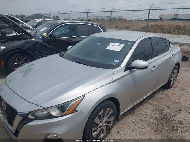 1N4BL4BV0KC135227 Nissan 2019