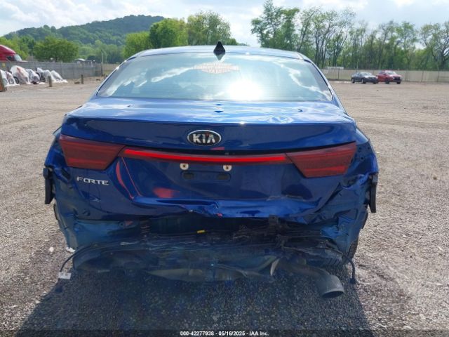 3KPF24AD0KE135616 KIA Forte Lxs