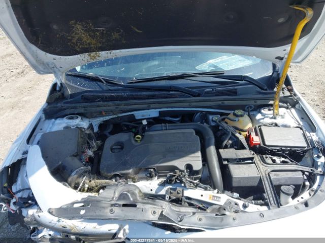 1G1ZD5STXNF163011 Chevrolet Malibu Fwd Lt