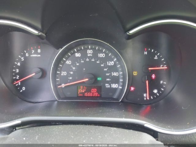 5XYKT3A63EG509554 KIA SORENTO LX