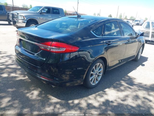 3FA6P0UUXHR172055 Ford Fusion Hybrid S