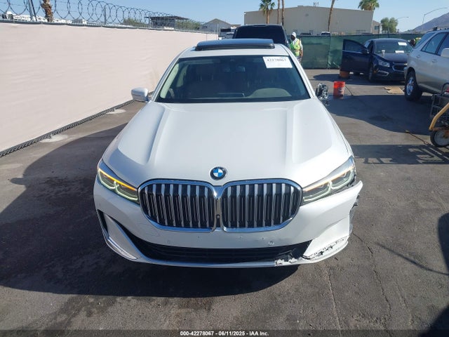 BMW 740I 2020 WBA7T2C0XLGL17774 Image 11
