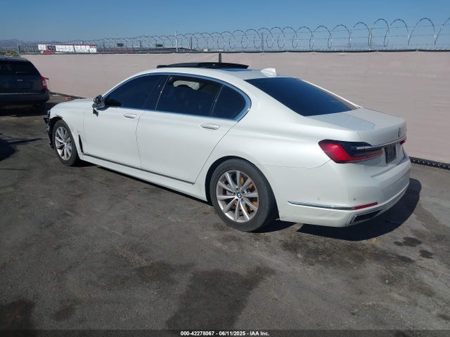 BMW 740I 2020 WBA7T2C0XLGL17774 Image 3