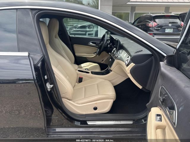 WDDSJ4GB6EN110717 Mercedes-Benz CLA 250 4MATIC