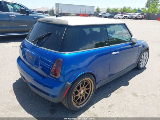 2006 MINI COOPER S WMWRE33576TL24276 Photo 3