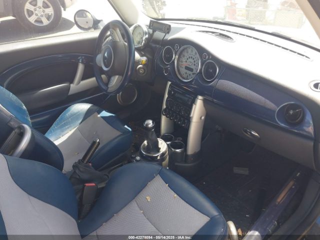 2006 MINI COOPER S WMWRE33576TL24276 Photo 4