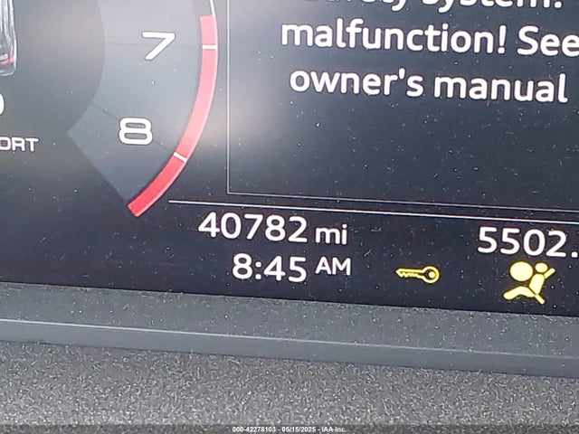 Audi 2019 2019 WA1DECF31K1082804 Image 16