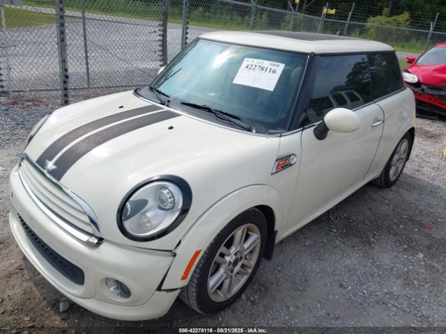 2011 MINI COOPER WMWSU3C53BT182779 Photo 1