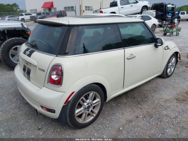 2011 MINI COOPER WMWSU3C53BT182779 Photo 3