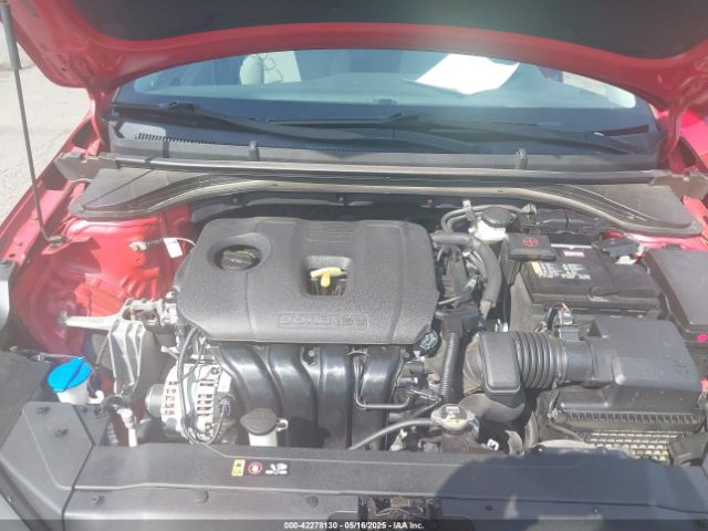 2020 HYUNDAI ELANTRA 5NPD84LF1LH598043 Photo 9