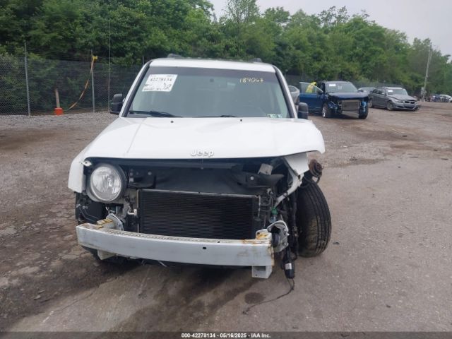 1C4NJRFB7FD189067 Jeep Patriot High Altitude Edition