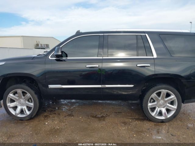 1GYS4BKJ0HR271477 Cadillac Escalade Luxury