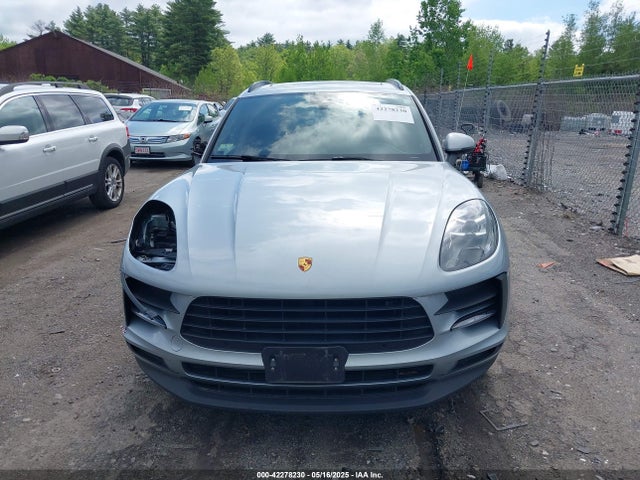 Porsche 2021 2021 WP1AA2A55MLB14277 Image 13