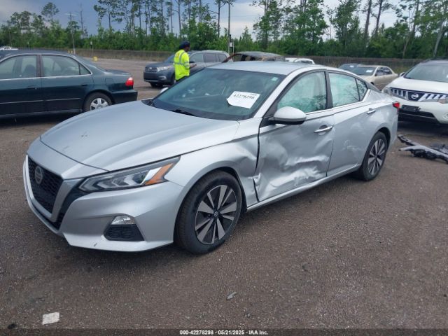 1N4BL4DVXNN326160 Nissan Altima Sv Fwd
