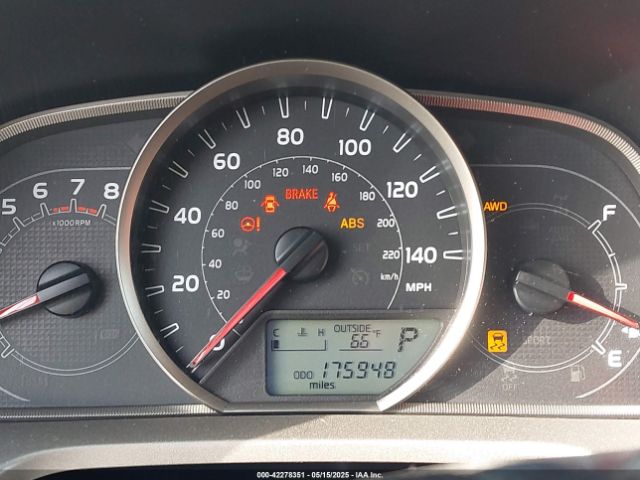 2T3BFREVXFW304957 Toyota RAV4 LE