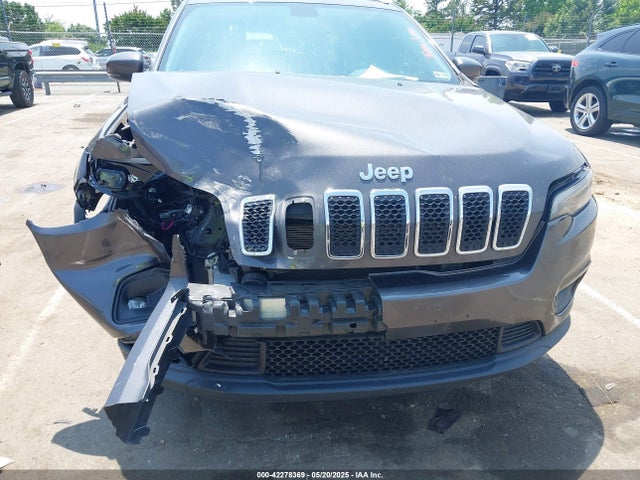 1C4PJMLB8KD319755 Jeep Cherokee Latitude Plus 4x4