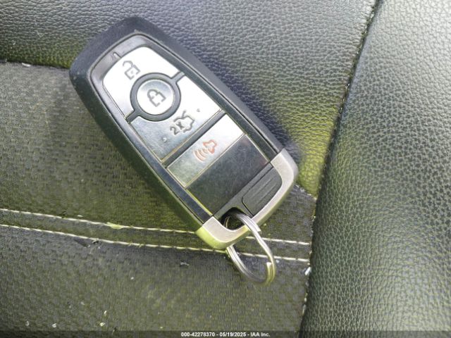3FA6P0H75HR226317 Ford FUSION SE