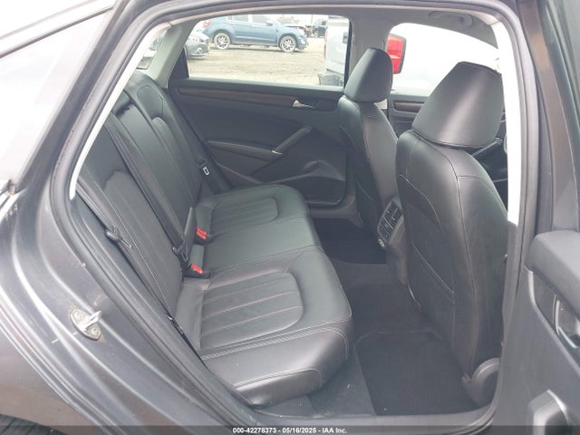 Volkswagen Passat 2.0t Limited Edition 2022 1VWBA7A37NC009630 Image 8