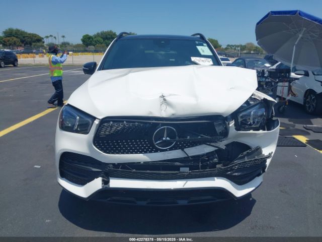 4JGFB4JB6PA945952 Mercedes-Benz m264
