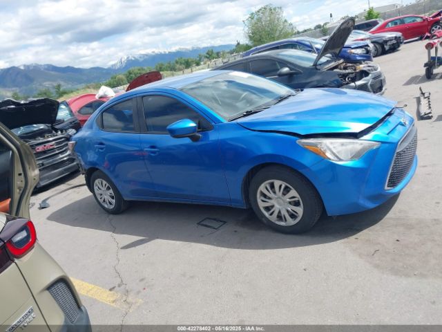 3MYDLBYV2KY520621 Toyota YARIS L