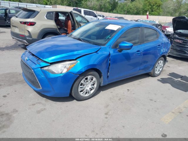 3MYDLBYV2KY520621 Toyota YARIS L