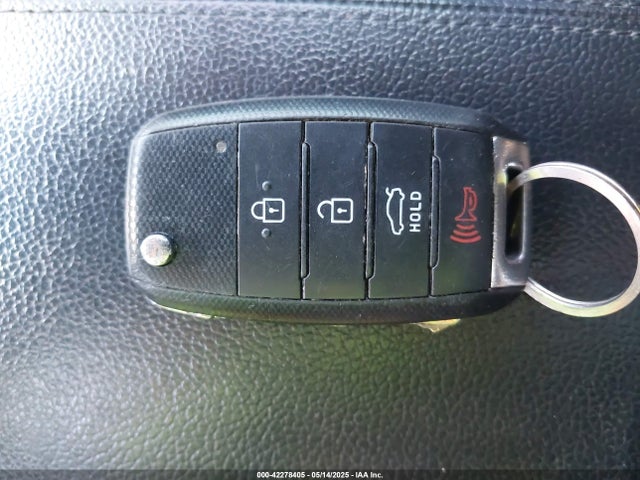 3KPFL4A70HE008297 KIA mpi nu