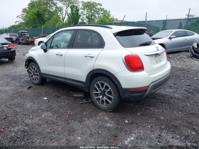 ZFBCFYET2GP474503 Fiat 500x Trekking Plus