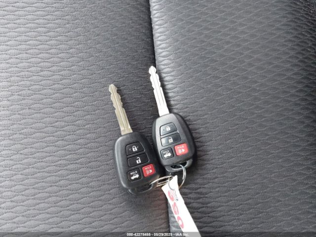 2T1BURHE6JC993531 Toyota COROLLA LE