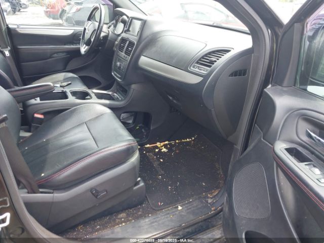2C4RDGEG2HR681113 Dodge Grand Caravan Gt