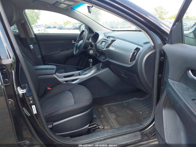 KNDPB3AC2F7742807 KIA Sportage Lx