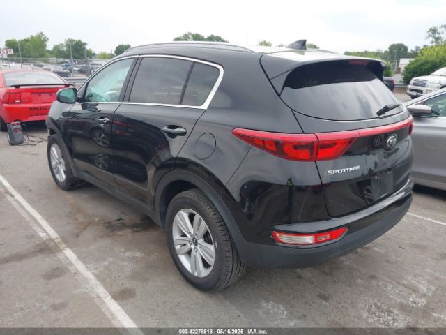 KNDPMCAC1H7220862 KIA Sportage Lx